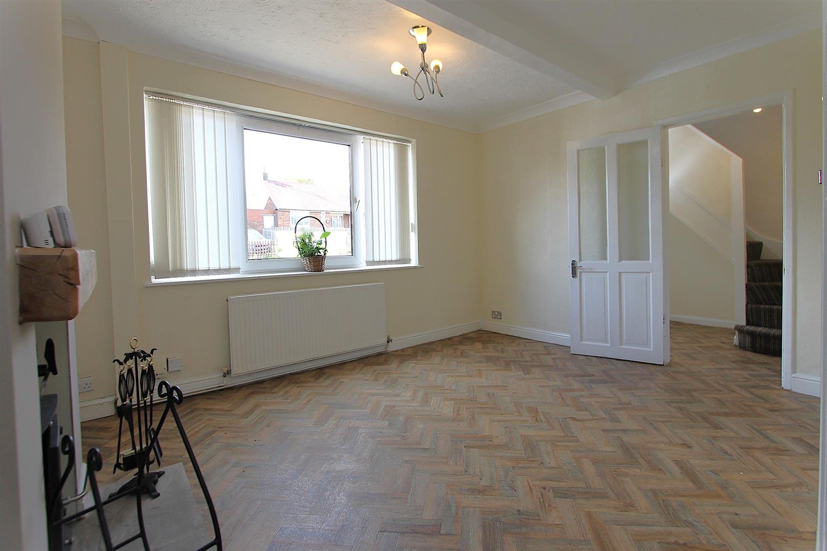 2 bed property in Fairfield Road, Stourbridge